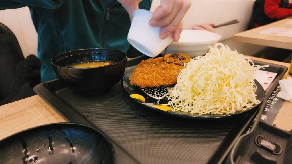 横浜駅周辺のカフェでリモートワーク